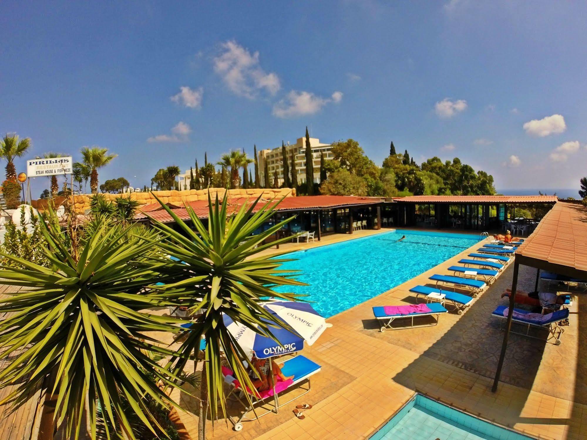 Konnos Bay Hotel Apartments Protaras Eksteriør bilde