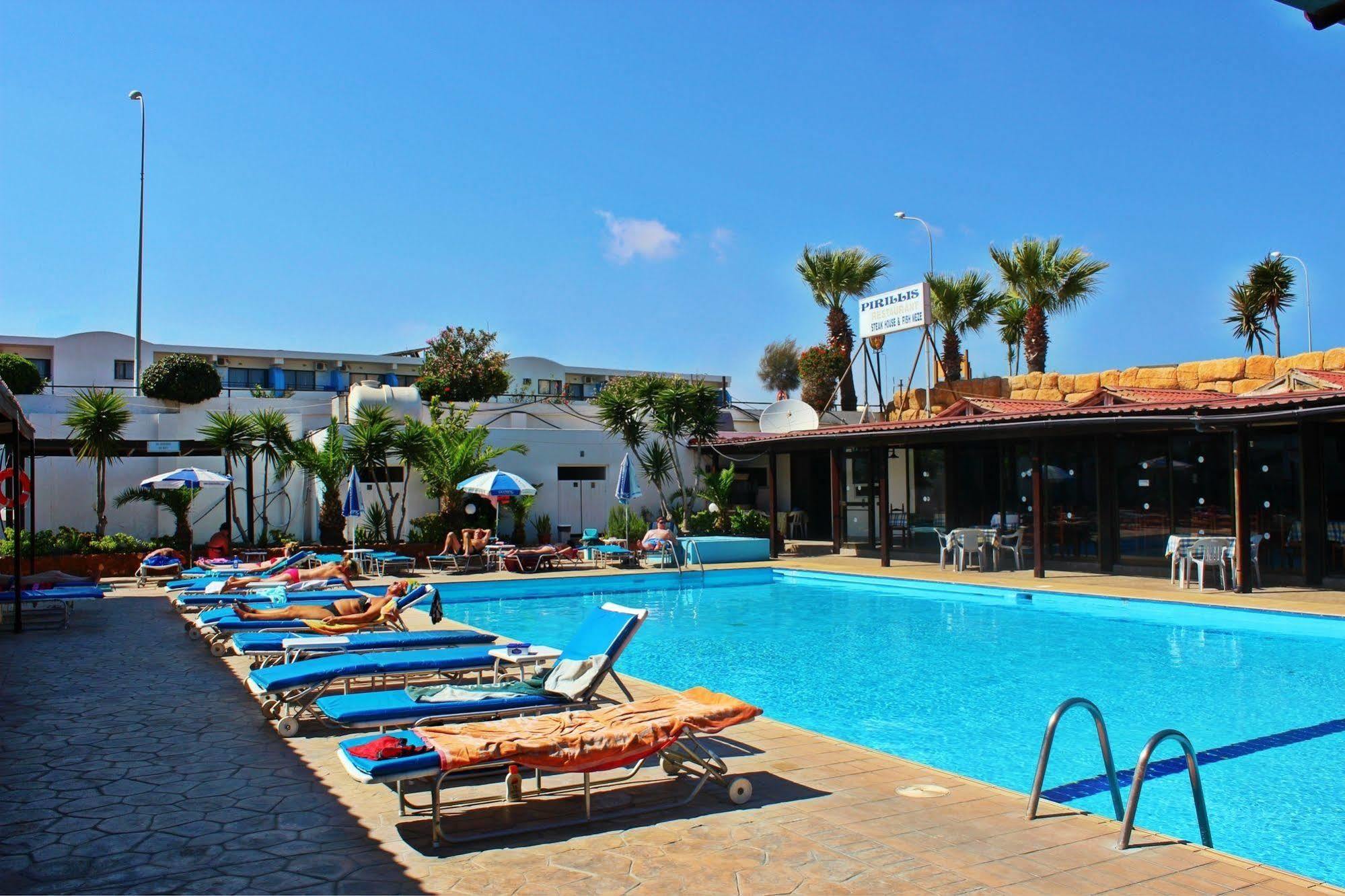 Konnos Bay Hotel Apartments Protaras Eksteriør bilde