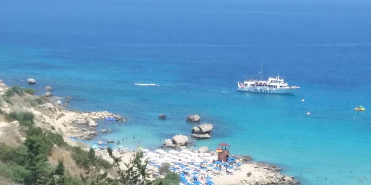 Konnos Bay Hotel Apartments Protaras Eksteriør bilde